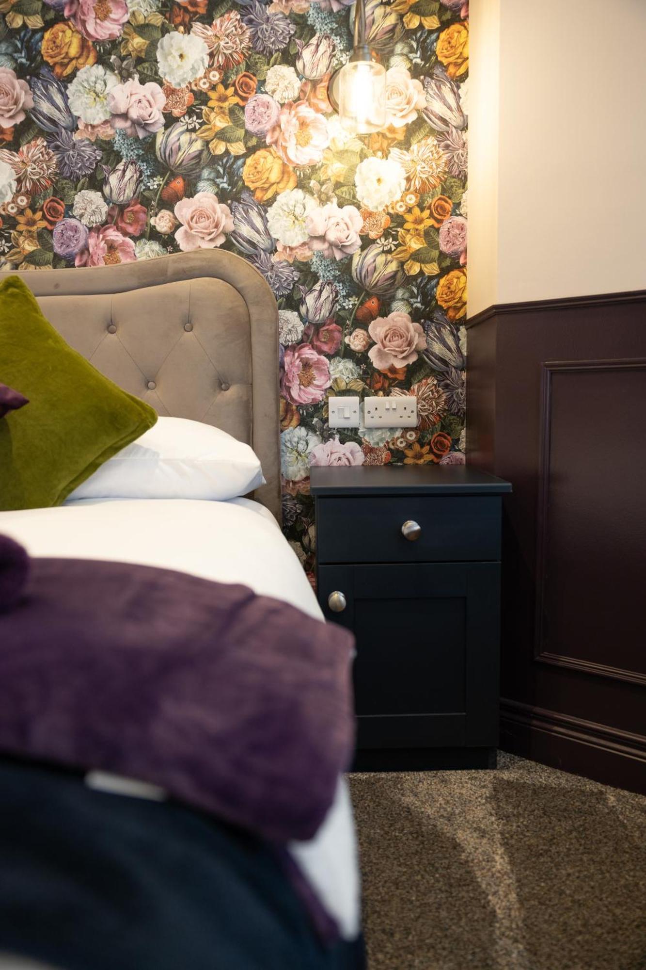 Boutique Stays At 78 Μπάνγκορ Εξωτερικό φωτογραφία